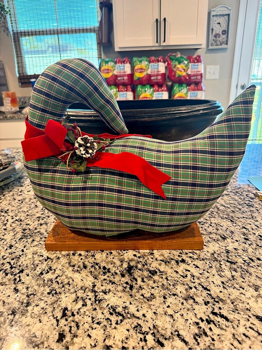 Plaid Goose Holiday Decor in Green & Red